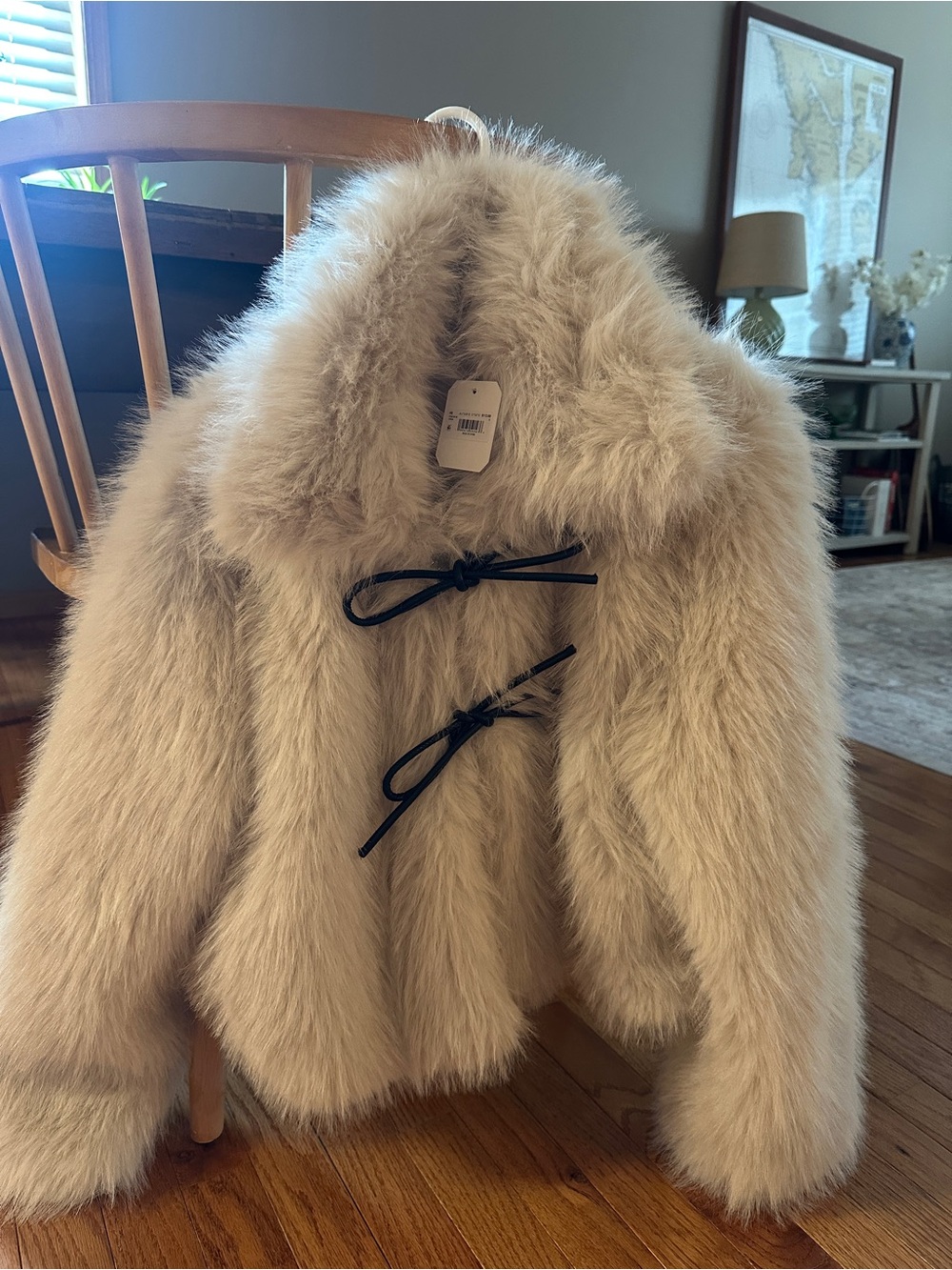 Altar’d State Fur Jacket - Picture 4 of 5
